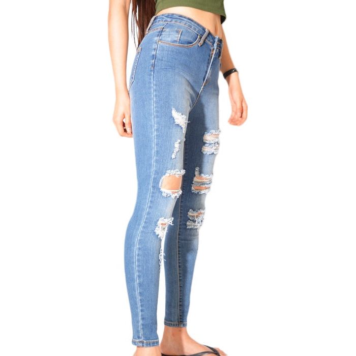 10106 High Waist Ripped Jean