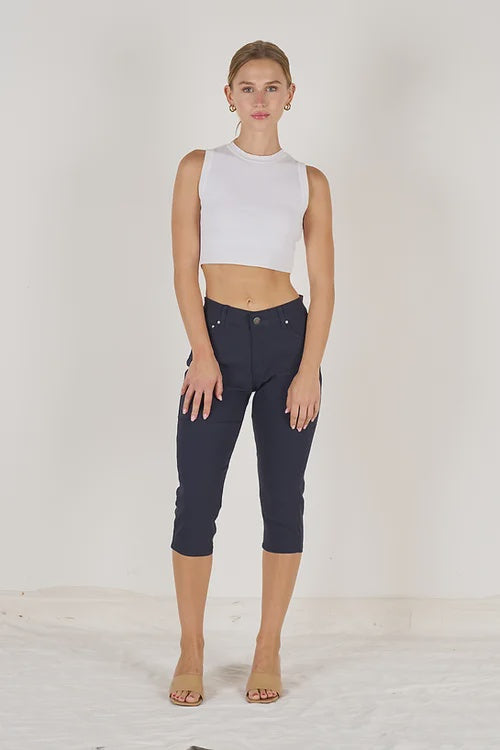 7115 Missy 3/4 Pant Navy