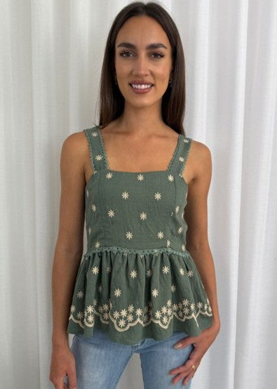 1237 Nelly Top Emb. Khaki