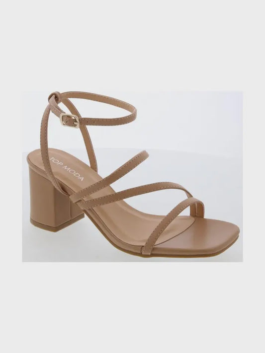Ali Heels Camel